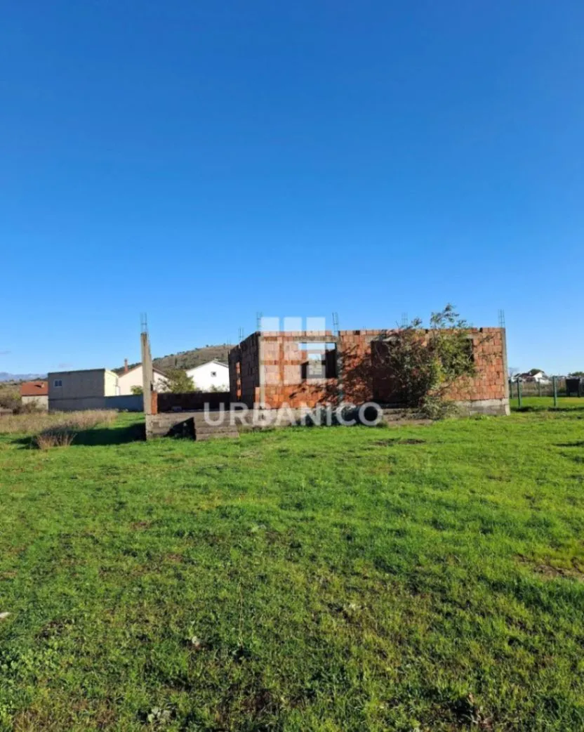 Prodaja, plac, 1761m², Dajbabe, Podgorica
