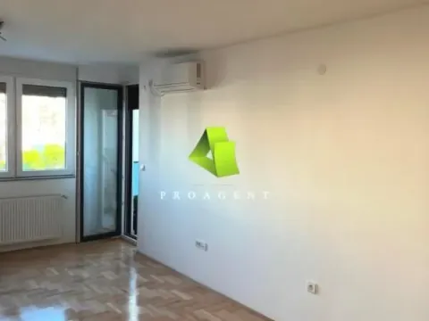 Poslovni prostor in Medijana