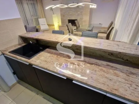 Izdavanje, trosoban stan, 148m², Savski Venac, Beograd - image 7