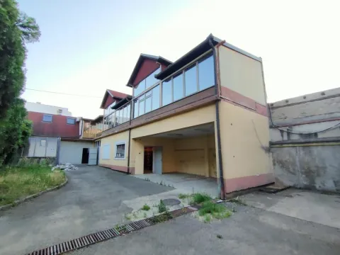 Rent, office space, 460m², Telep, Novi Sad Sve Podlokacije