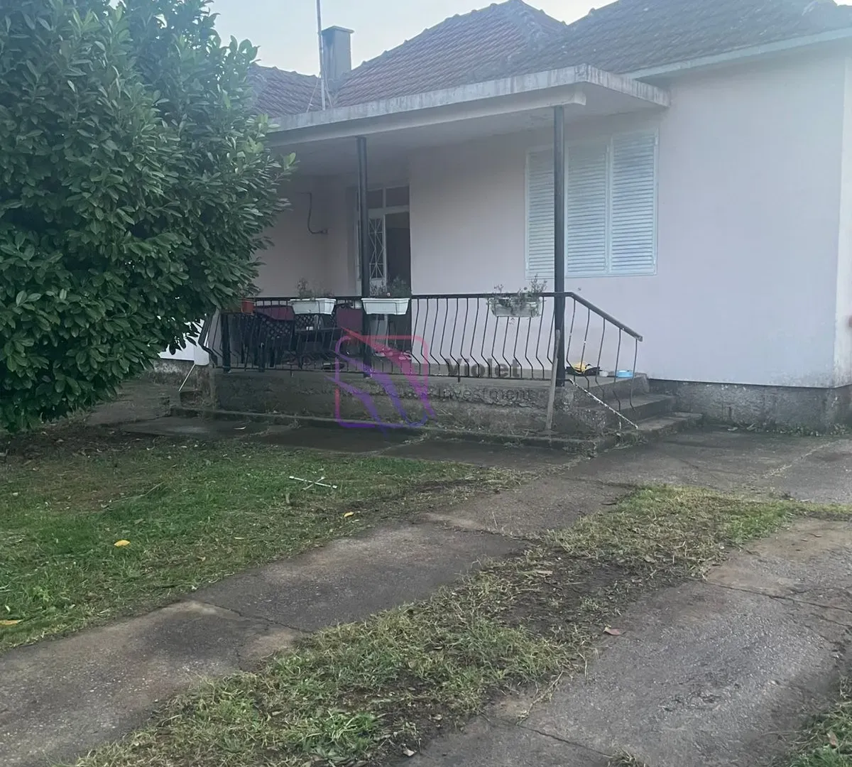 Prodaja, kuća, 80m², Botun, Podgorica