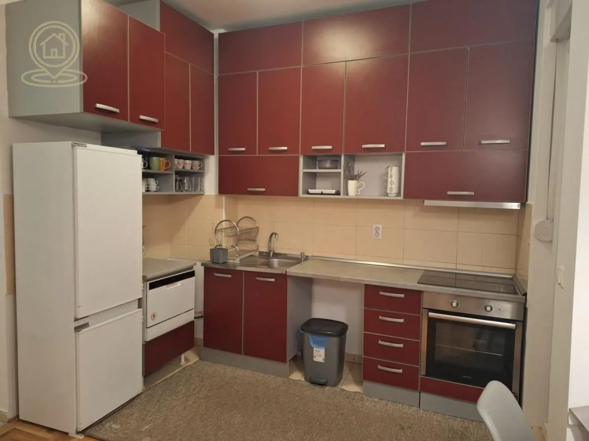 Izdavanje, četvorosoban stan, 63m², Nova Detelinara, Novi Sad Sve Podlokacije