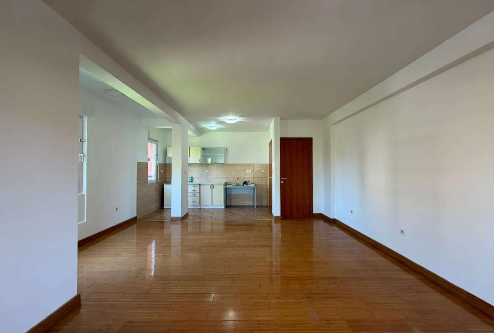 Rent, three bedroom apartment, 107m², Vezirov Most, Podgorica