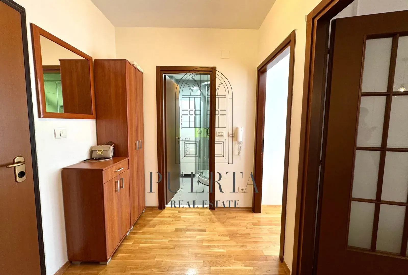 Rent, one bedroom apartment, 52m², City Kvart, Podgorica