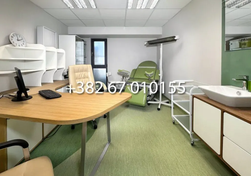 Sale, office space, 105m², Centar, Bar