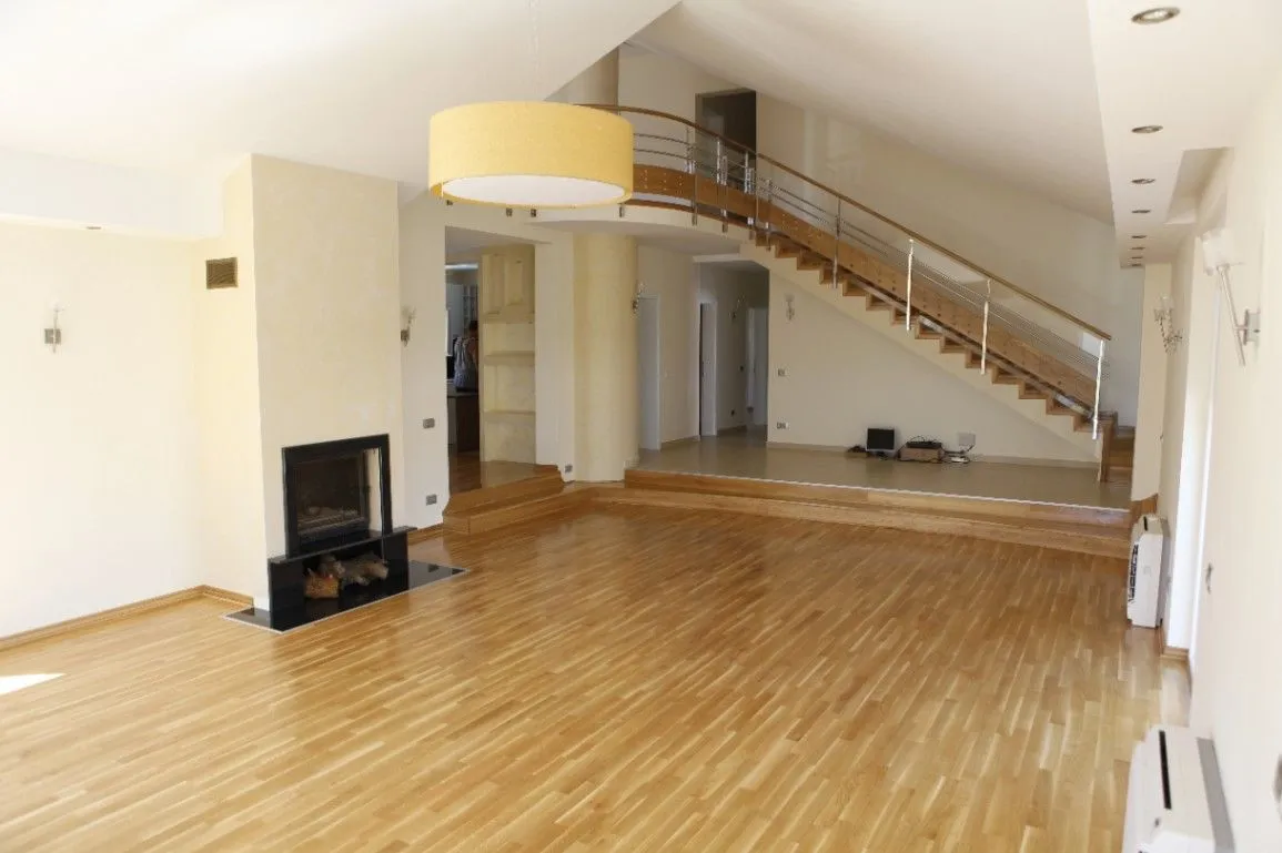 Rent, house, 250m², Donji Kokoti, Podgorica
