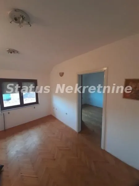 Prodaja, kuća, 200m², Futog, Novi Sad Sve Podlokacije
