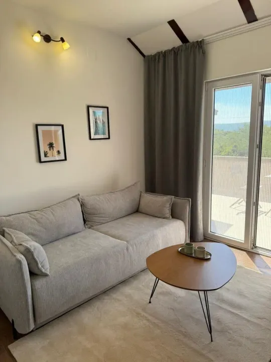 Rent, one bedroom apartment, 50m², Tivat, Crna Gora