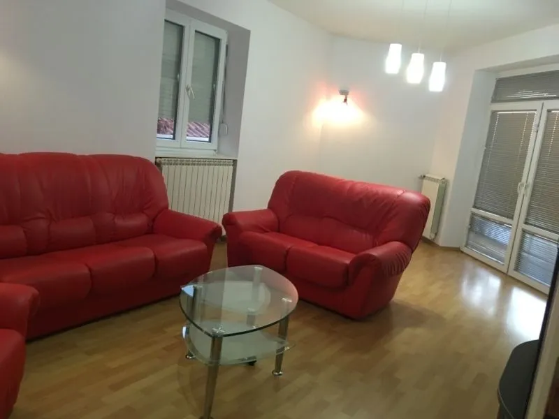 Prodaja, kuća, 535m², Banjica, Voždovac Sve Podlokacije