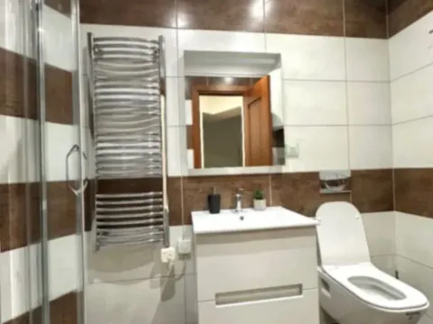 Izdavanje, jednosoban stan, 53m², Centar, Podgorica - image 6