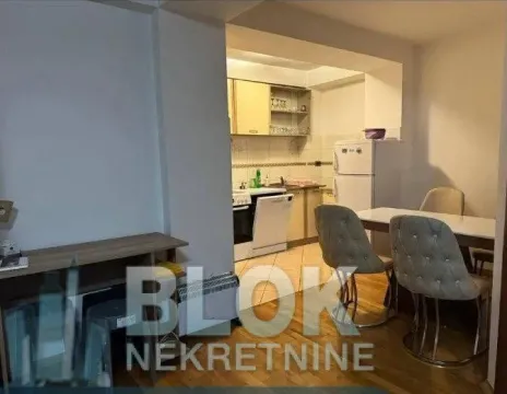 Izdavanje, trosoban stan, 90m², Podgorica, Crna Gora - image 7