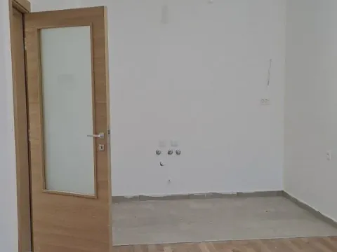 Sale, one bedroom apartment, 48m², Cetinje, Crna Gora - image 11