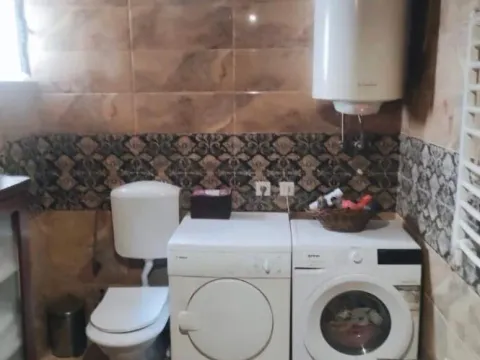 Prodaja, trosoban stan, 90m², Makedonsko naselje, Bar - image 10