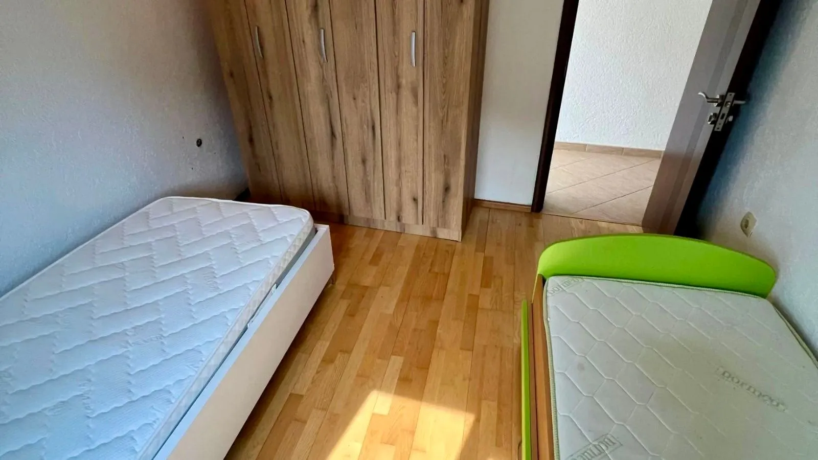 Rent, two bedroom apartment, 75m², Centar, Bar