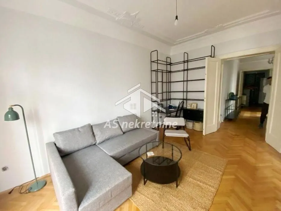 Izdavanje, stan, 67m², Stari Grad, Beograd