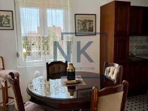 Izdavanje, dvosoban stan, 65m², Gornja Gorica, Podgorica - image 2