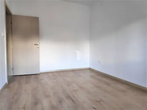 Rent, one bedroom apartment, 59m², Centar, Podgorica - image 7