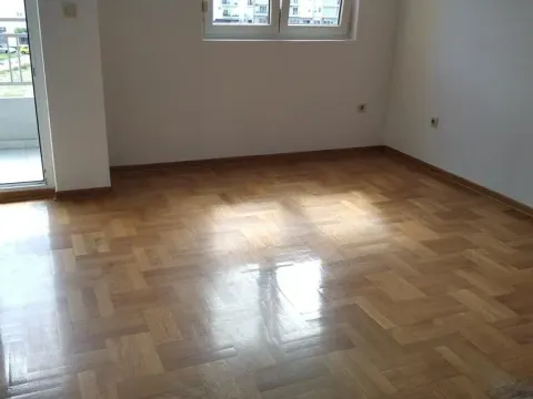 Rent, one bedroom apartment, 47m², Stari Aerodrom, Podgorica - image 9