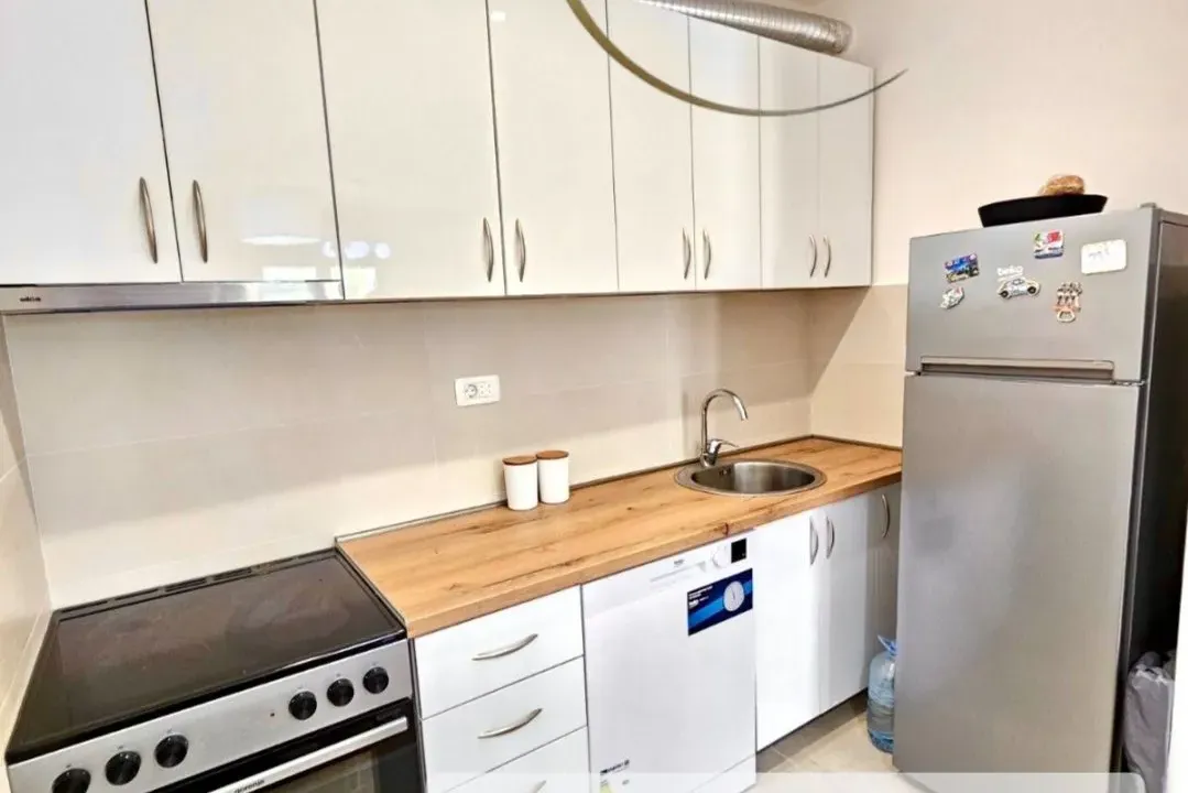 Rent, one bedroom apartment, 40m², Pobrežje, Podgorica