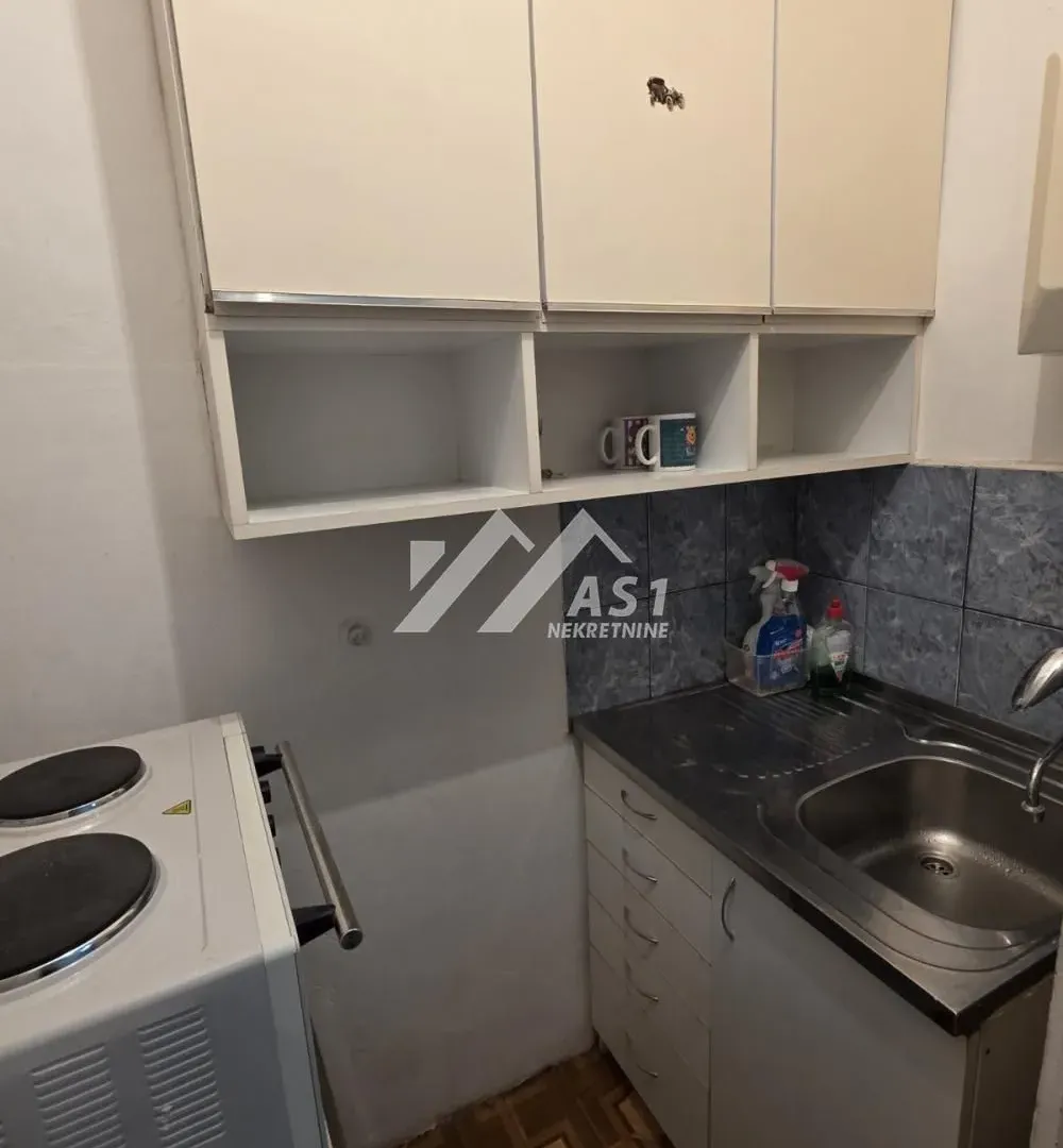 Izdavanje, jednosoban stan, 30m², Grbavica, Novi Sad Sve Podlokacije