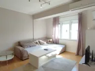 Izdavanje, dvosoban stan, 53m², Centar, Tivat - image 6