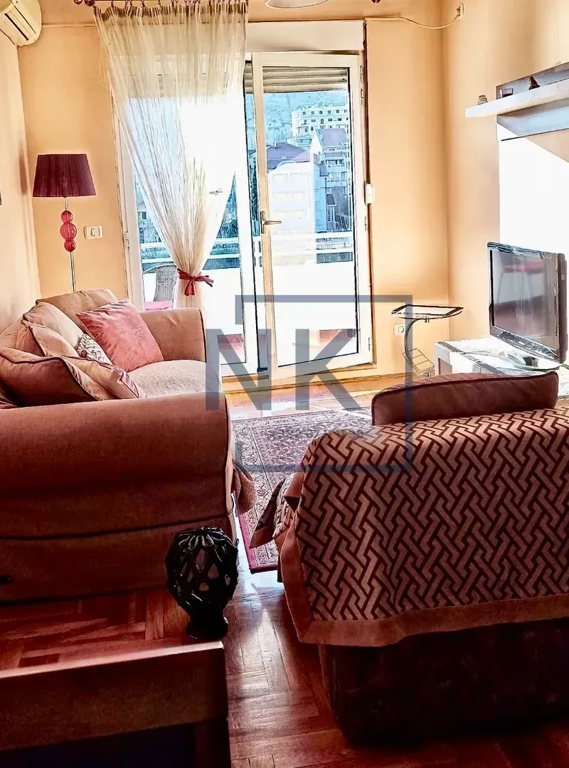 Rent, studio apartment, 32m², Vezirov Most, Podgorica
