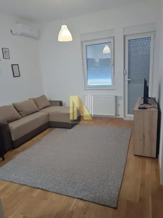 Rent, one bedroom apartment, 33m², Podbara, Novi Sad Sve Podlokacije