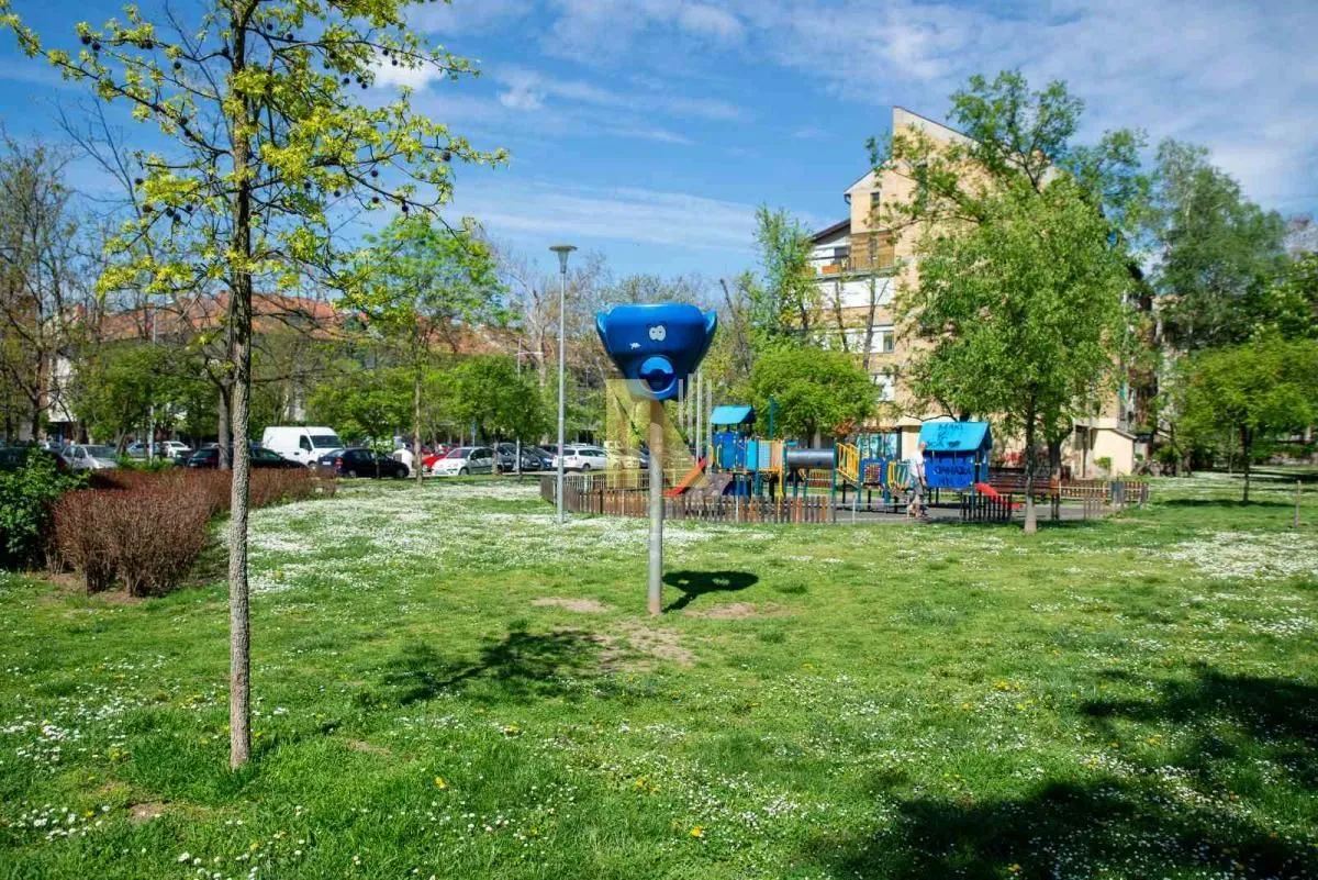 Prodaja, dvosoban stan, 61m², Novo naselje, Novi Sad