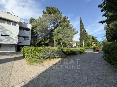 Rent, studio apartment, 20m², Zagorič, Podgorica - image 12