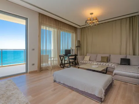 Prodaja, trosoban stan, 139m², Rijeka Reževići, Budva - image 7