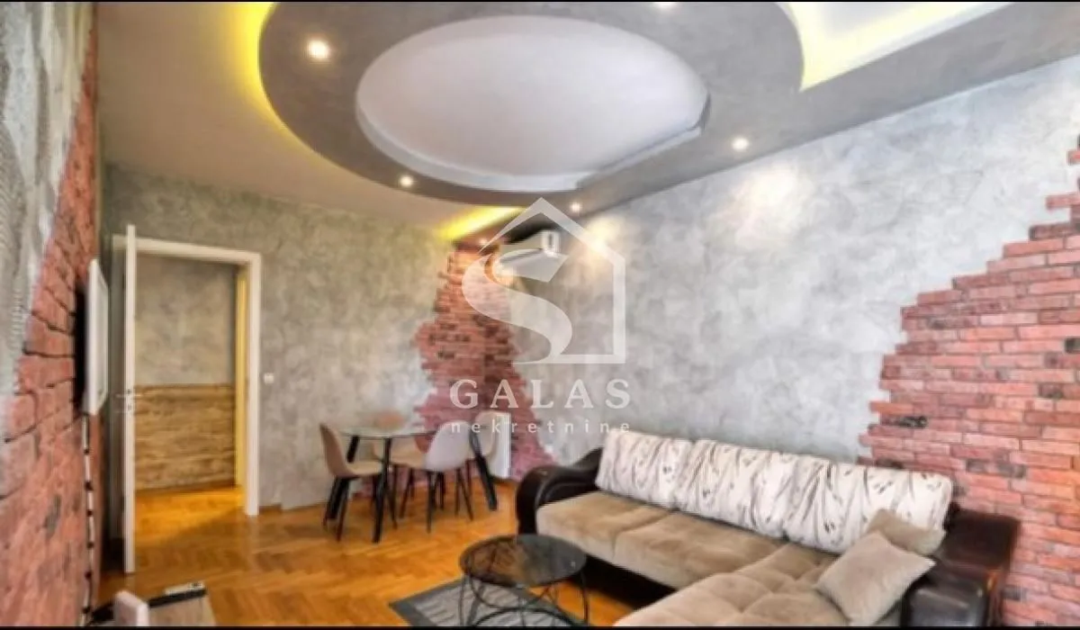 Izdavanje, dvosoban stan, 55m², Savski Venac, Beograd