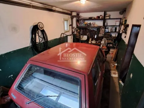 Prodaja, kuća, 180m², Voždovac Sve Podlokacije, Beograd - image 18