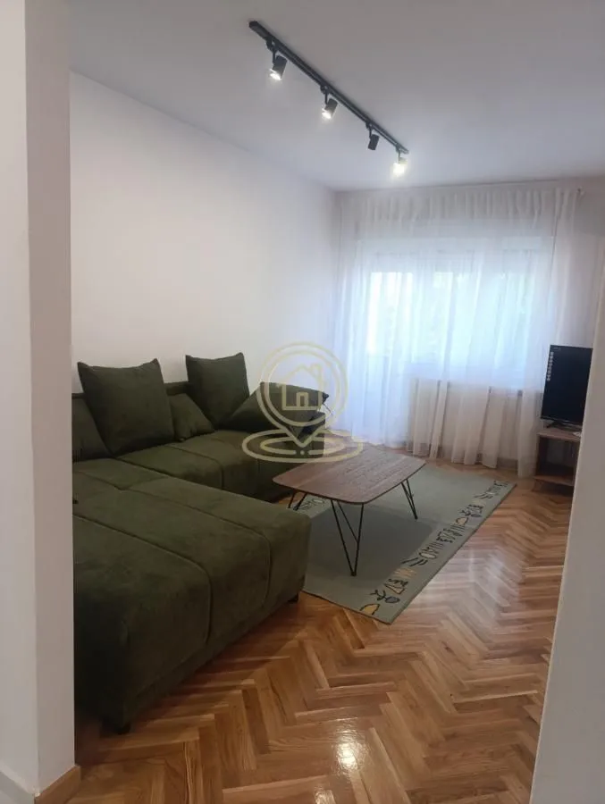 Rent, three bedroom apartment, 78m², Severni Bulevar, Zvezdara Sve Podlokacije