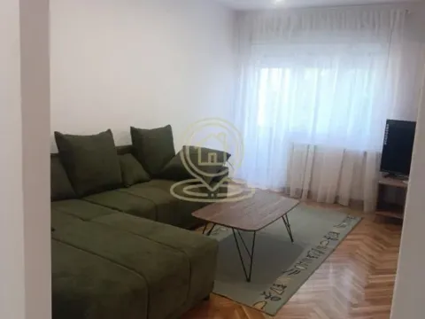 Rent, three bedroom apartment, 78m², Severni Bulevar, Zvezdara Sve Podlokacije - image 2