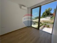 Prodaja,  kuća, 241m2, Gornja Lastva, Tivat