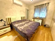 Prodaja, trosoban stan, 100m², Stari Aerodrom, Podgorica - image 8