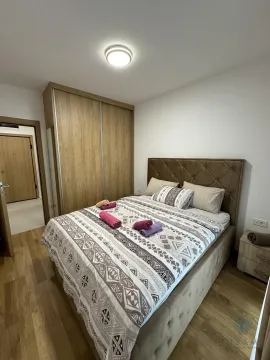 Izdavanje, jednosoban stan, 46m², New City, Podgorica - image 5