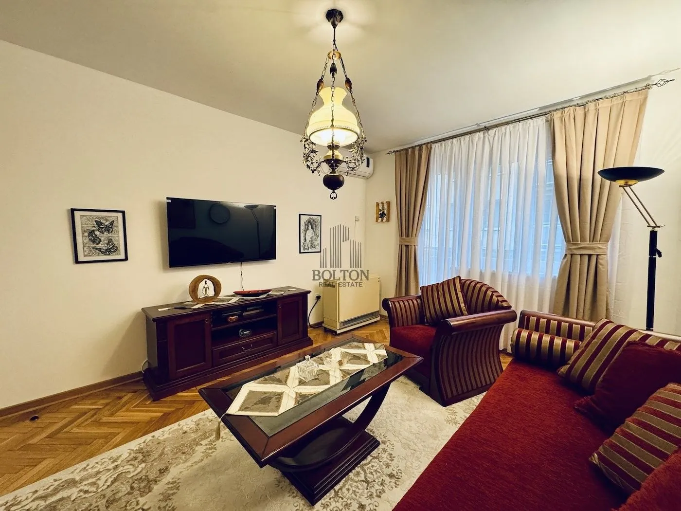 Izdavanje, dvosoban stan, 49m², Vračar, Šid