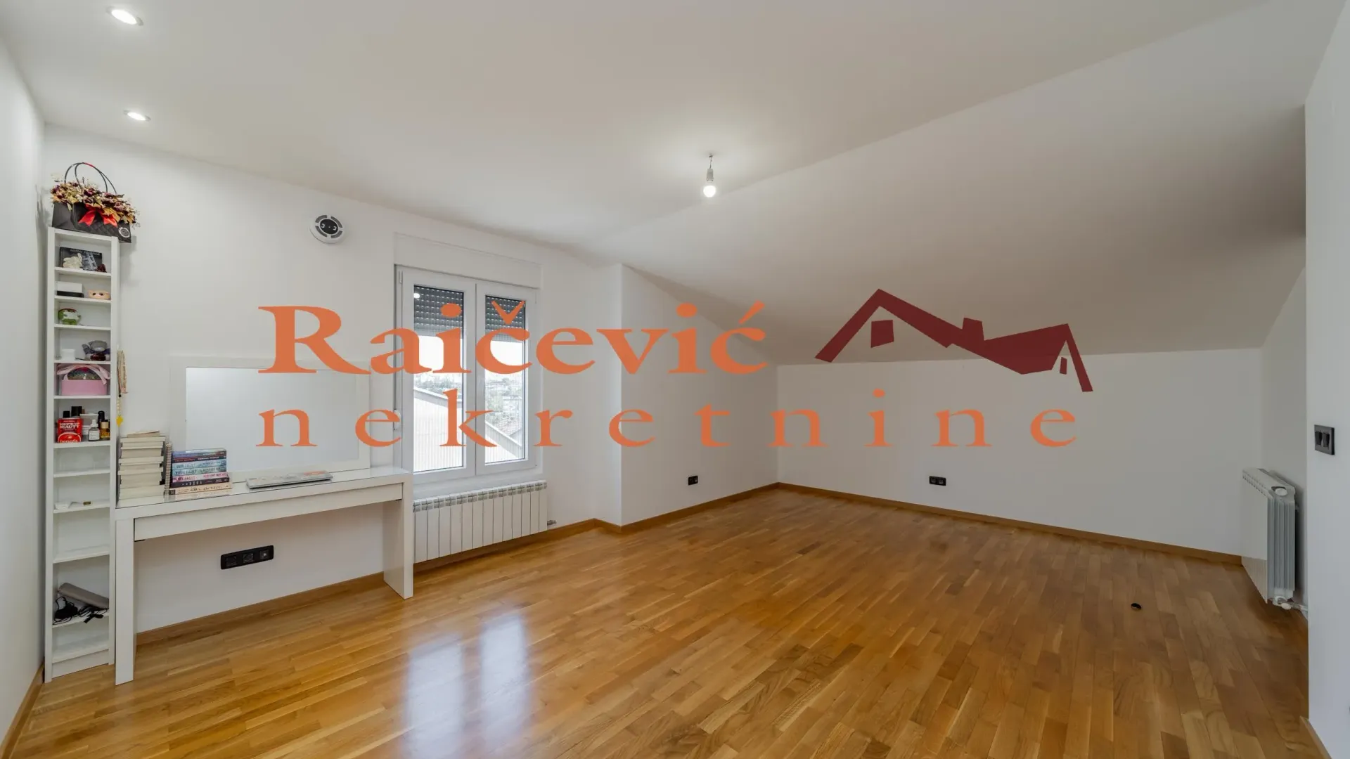 Prodaja, četvorosoban stan, 132m², Voždovac Sve Podlokacije, Beograd