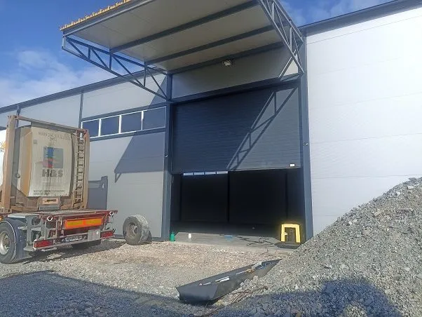 Rent, office space, 600m², Zemun Ugrinovci, Zemun Sve Podlokacije