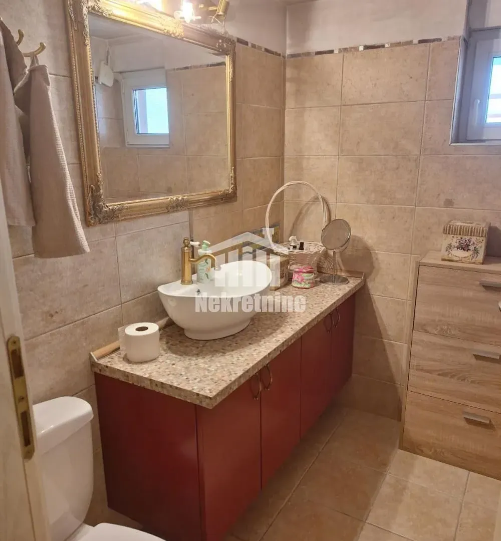 Sale, house, 266m², Lekino Brdo, Voždovac Sve Podlokacije