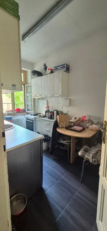 Sale, three bedroom apartment, 72m², Stari Grad, Beograd