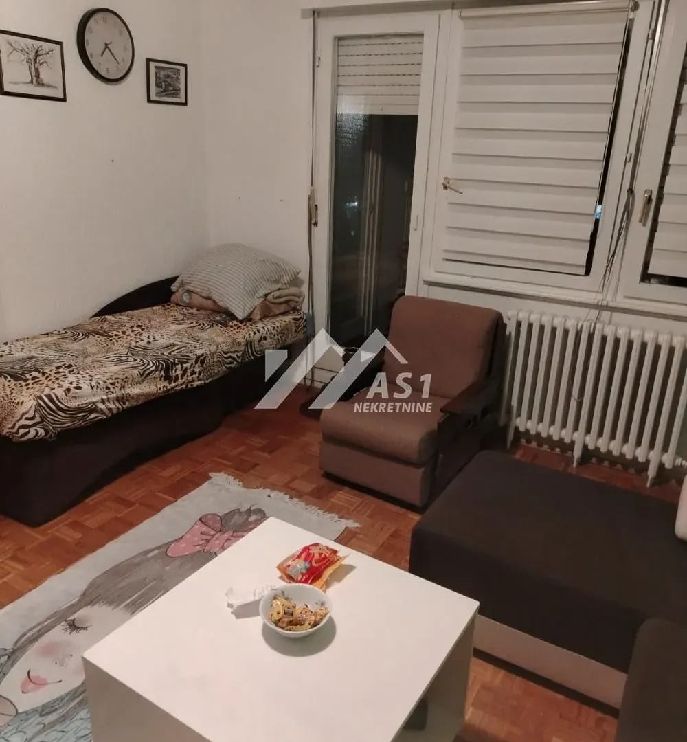Izdavanje, jednosoban stan, 38m², Novo naselje, Novi Sad