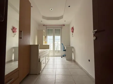 Rent, three bedroom apartment, 100m², Centar, Bar - image 5