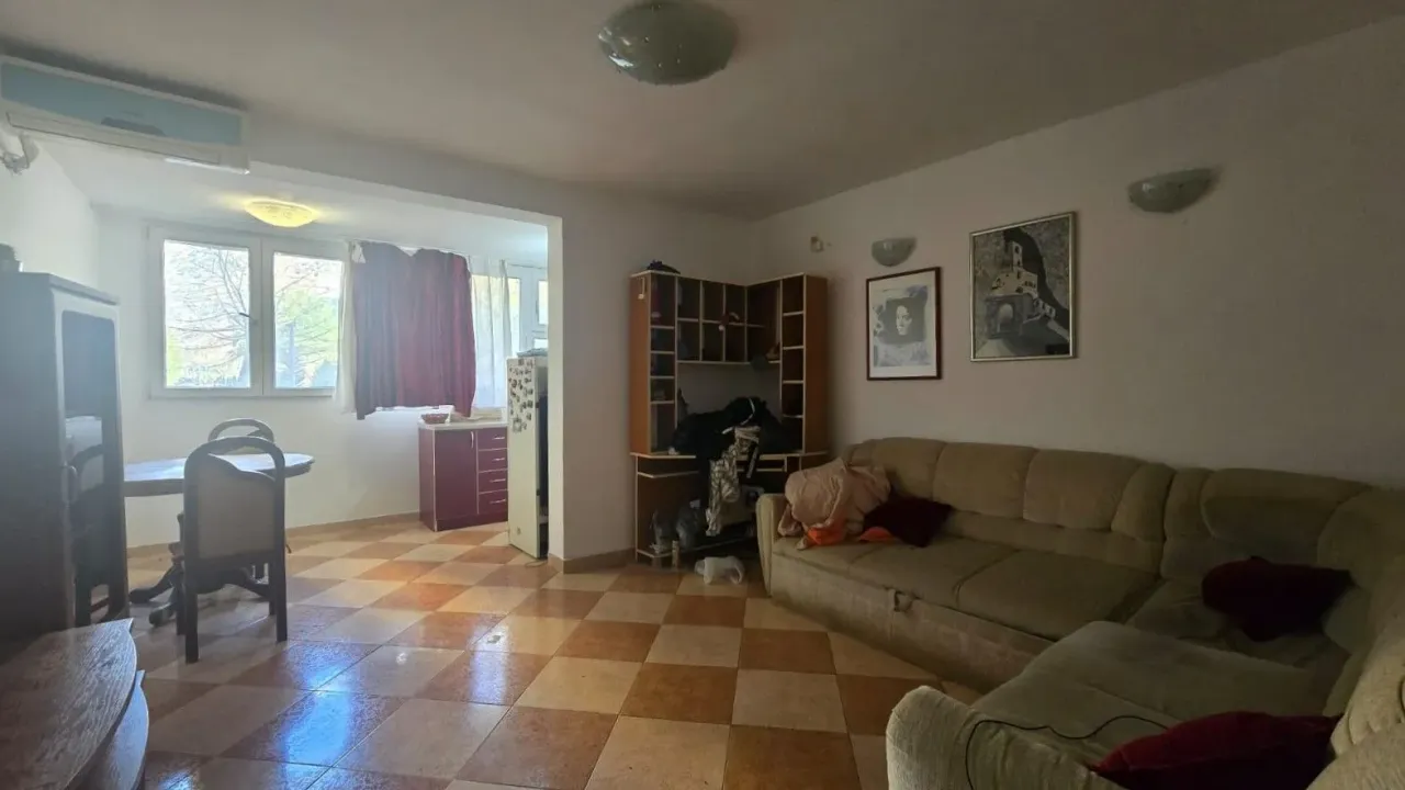 Prodaja, jednosoban stan, 30m², Škaljari, Kotor