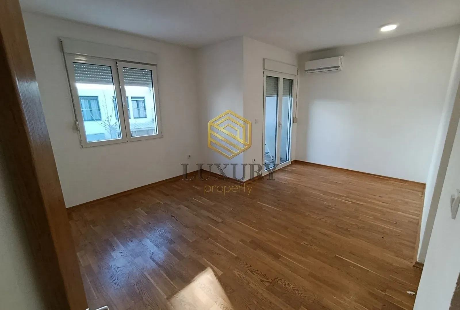 Prodaja, jednosoban stan, 43m², Blok 9, Podgorica