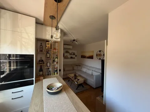 Rent, studio apartment, 30m², Blok 9, Podgorica - image 3