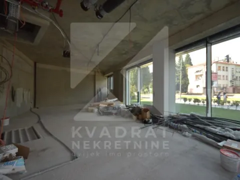 Sale, office space, 2542m², Centar, Podgorica - image 18