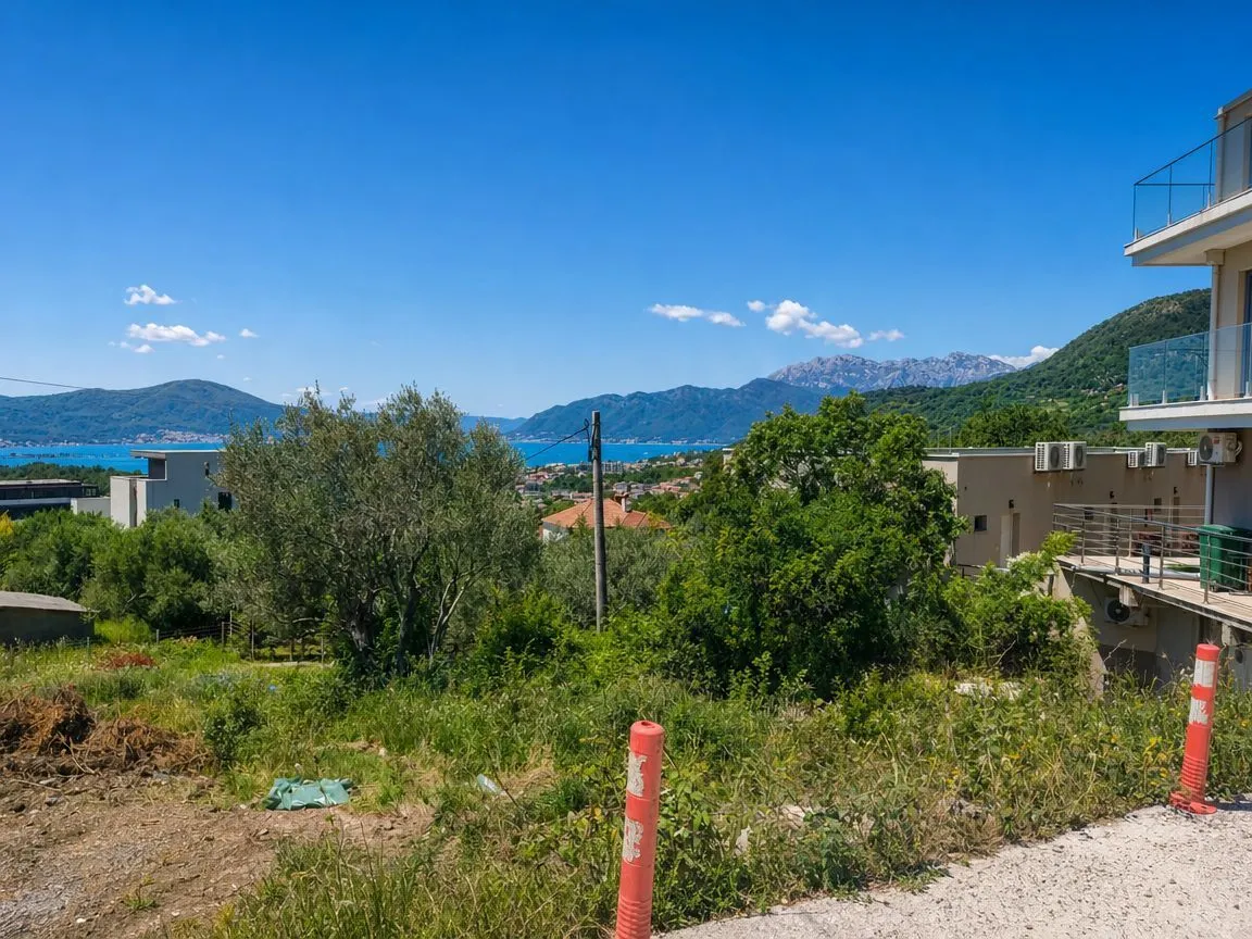 Prodaja, plac, 327m², Kavač, Kotor