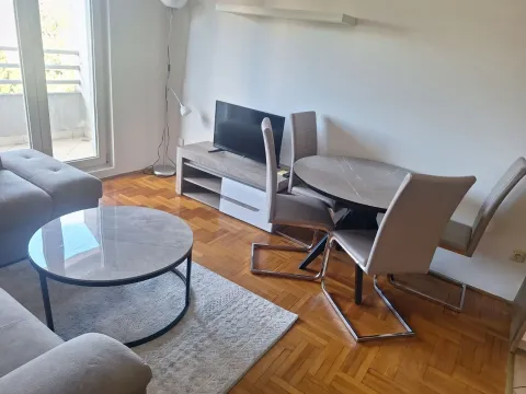 Rent, one bedroom apartment, 40m², Stari Aerodrom, Podgorica - image 3